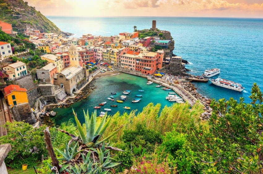 Cinque Terre, Liguria (Monterosso, Vernazza, etc.), Italy